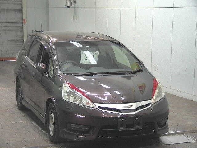 211 Honda Fit shuttle GP2 2011 г. (JU Fukushima)